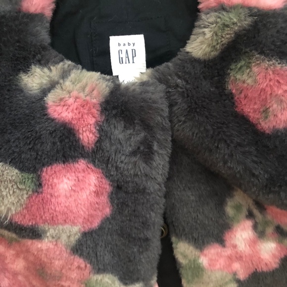 Baby Gap Faux Fur Jacket - Picture 2 of 2